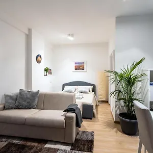 Appartement 1,2 Porta Centro Parking Free Milan