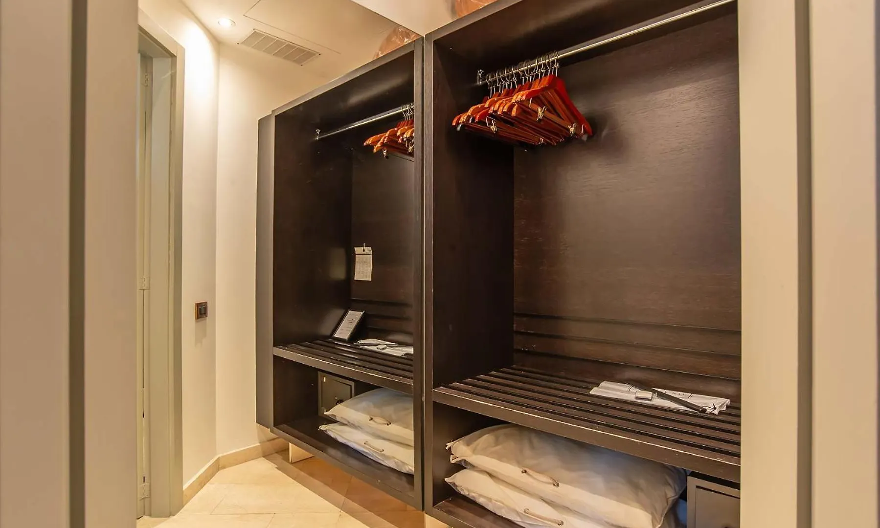 Hotel Isa Roma