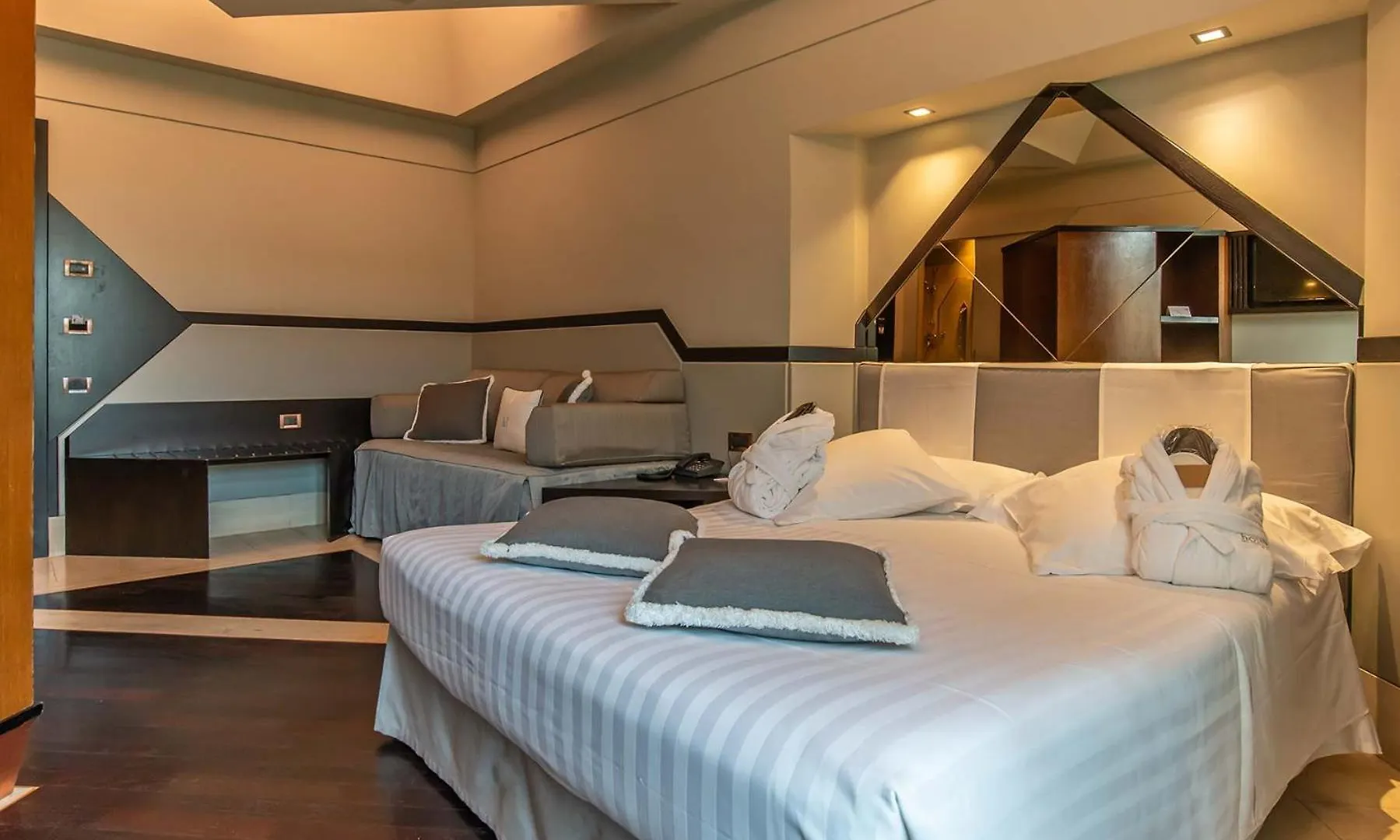 ****  Hotel Isa Roma Italia